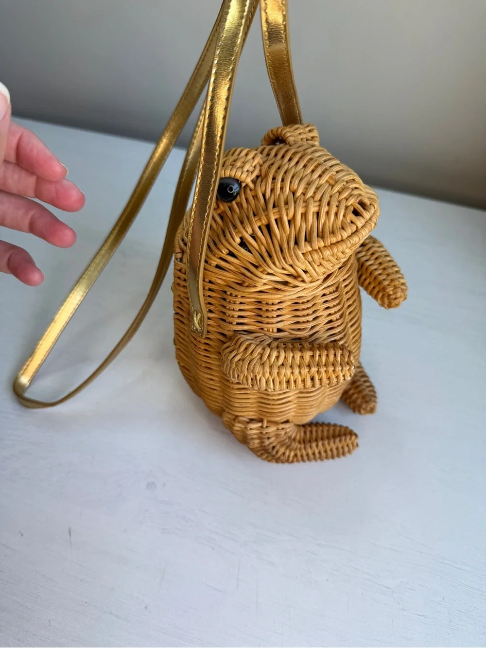 Cappelli Wicker Novelty CrossBody Frog Purse Button Eyes Animal Basket Bag